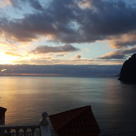 Acantilados De Los Gigantes, Islas Canarias, Espana アカンティラド・デ・ロス・ヒガンテス エクステリア 写真