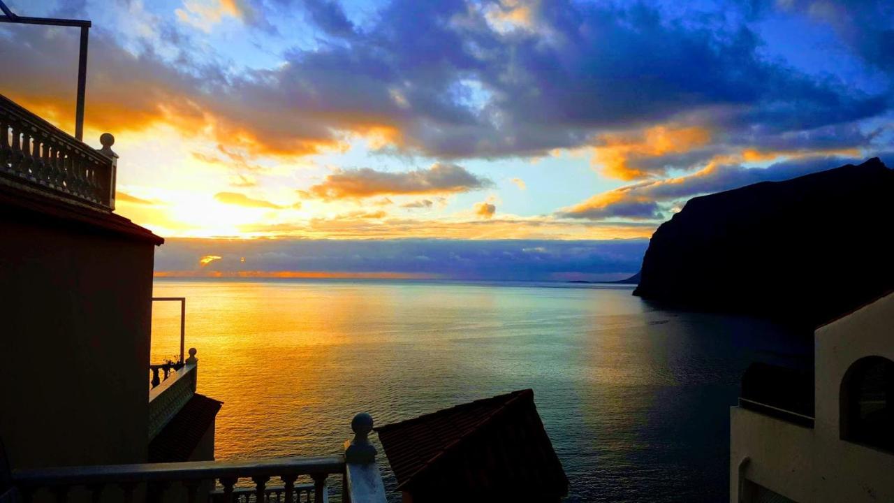 Acantilados De Los Gigantes, Islas Canarias, Espana アカンティラド・デ・ロス・ヒガンテス エクステリア 写真